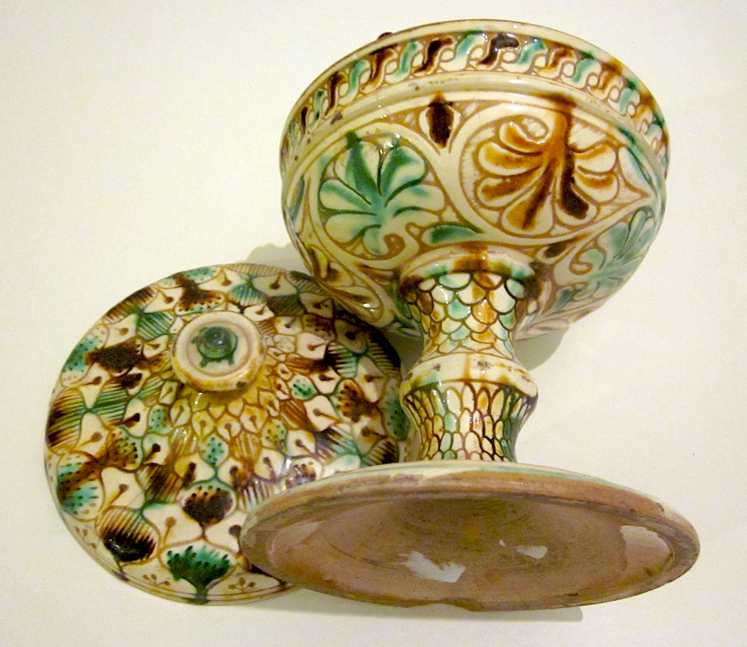 Milano, ceramiche al Castello Sforzesco