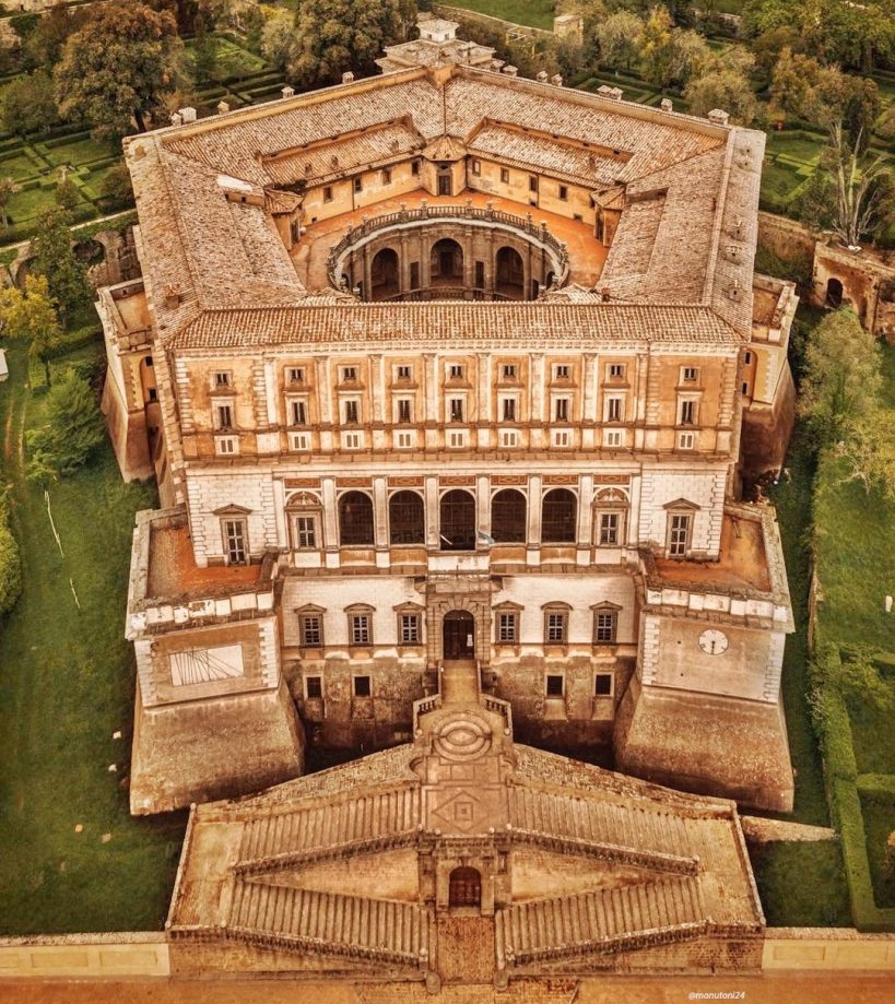 Palazzo Farnese a Caprarola